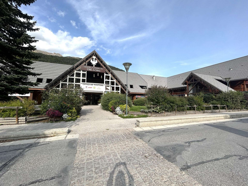 _clients_210524001_photos_11205o_10103269