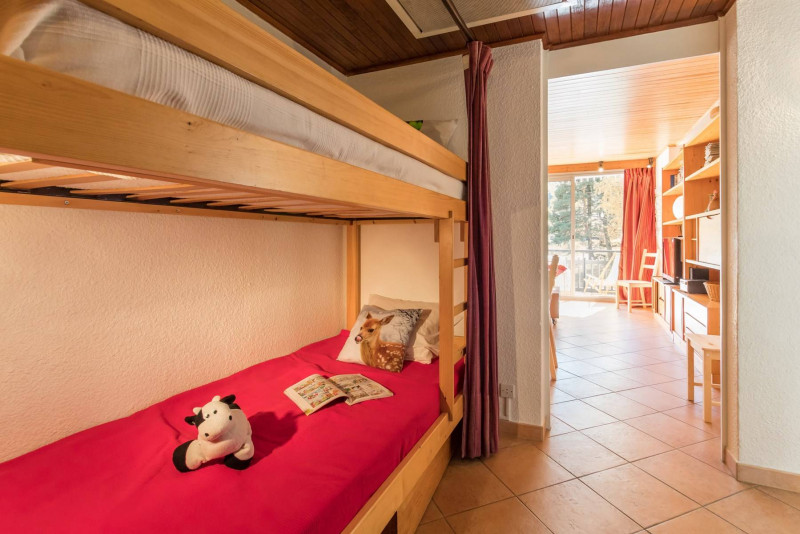 _clients_210524001_photos_11215g_10614592