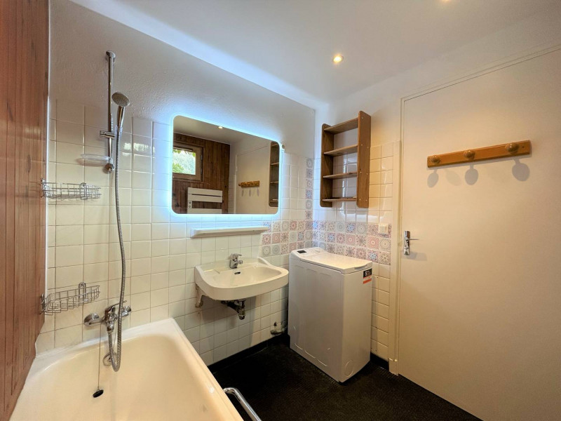 _clients_210524001_photos_20942n_10531005