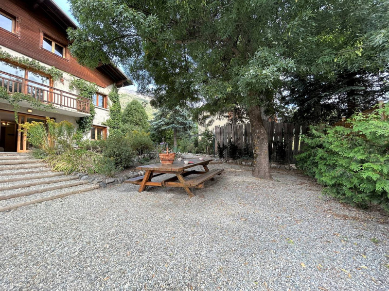 _clients_210524001_photos_20942q_9939523 _clients_210524001_photos_20942q_9939523