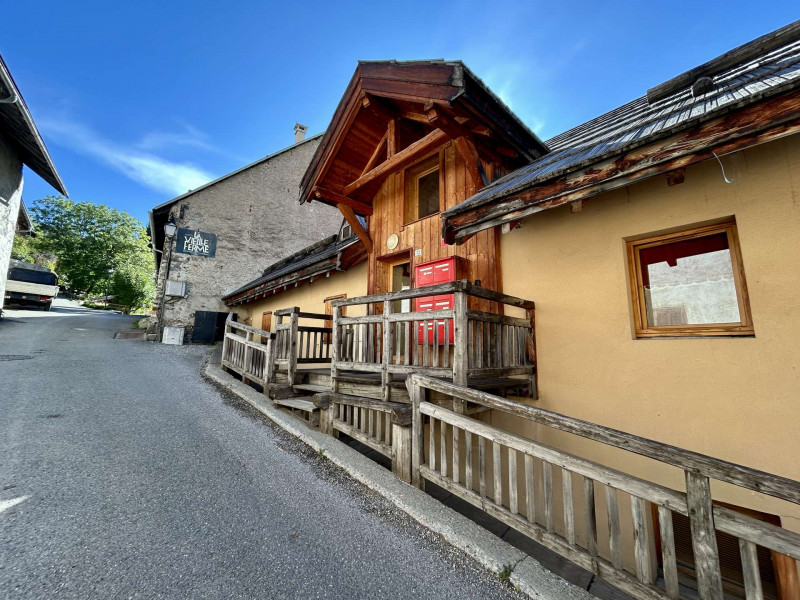 _clients_210524001_photos_23670q_10245886