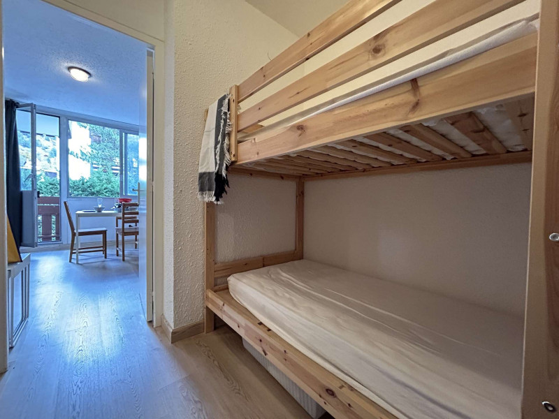 _clients_210524001_photos_24168g_10133785