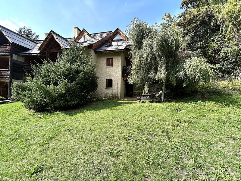 _clients_210524001_photos_24380l_9879030 _clients_210524001_photos_24380l_9879030