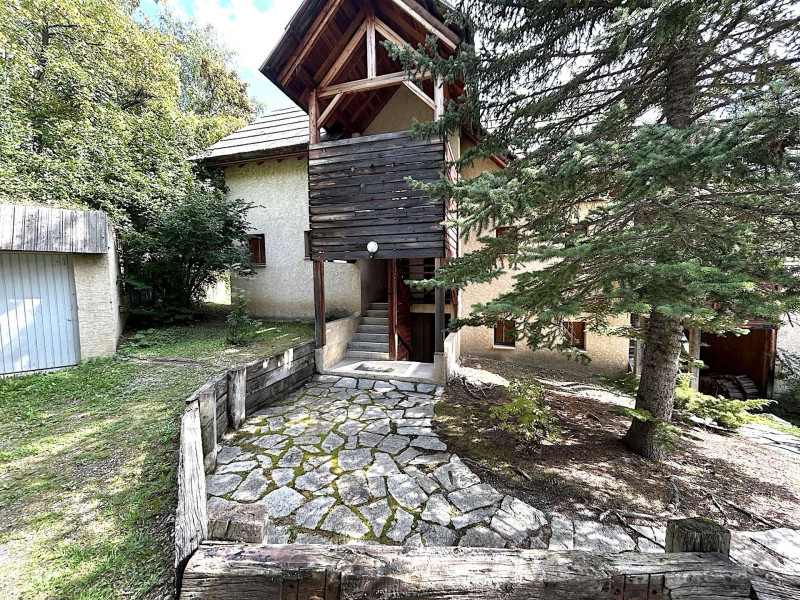 _clients_210524001_photos_24380p_10104019