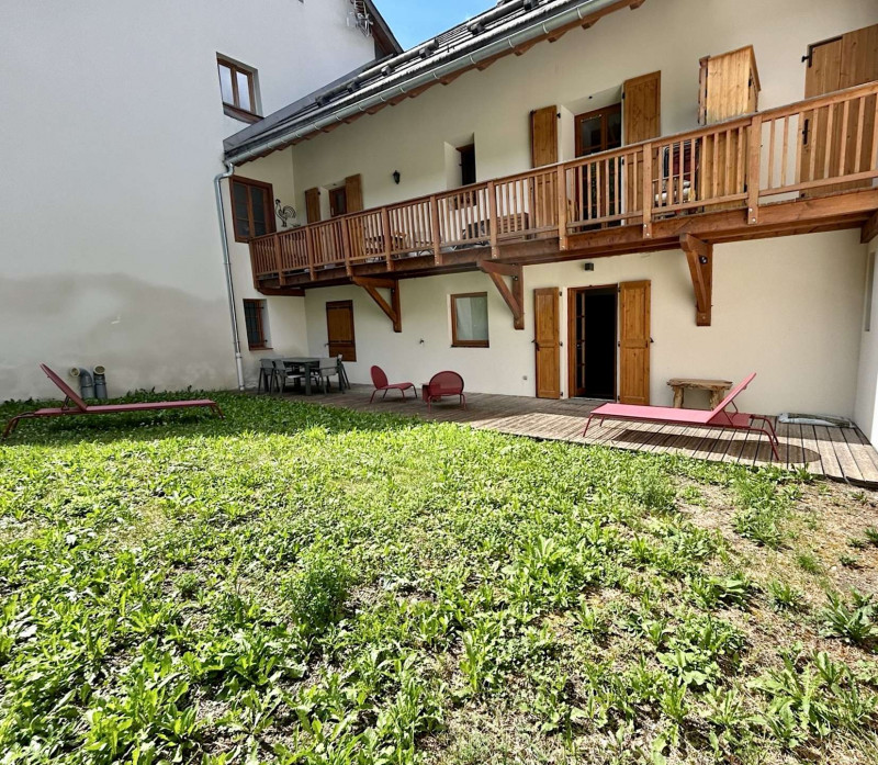 _clients_210524001_photos_25716f_9893800 _clients_210524001_photos_25716f_9893800