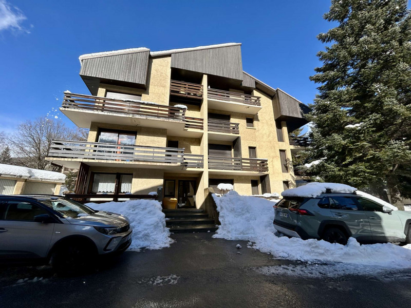 _clients_210524001_photos_26734q_10669618