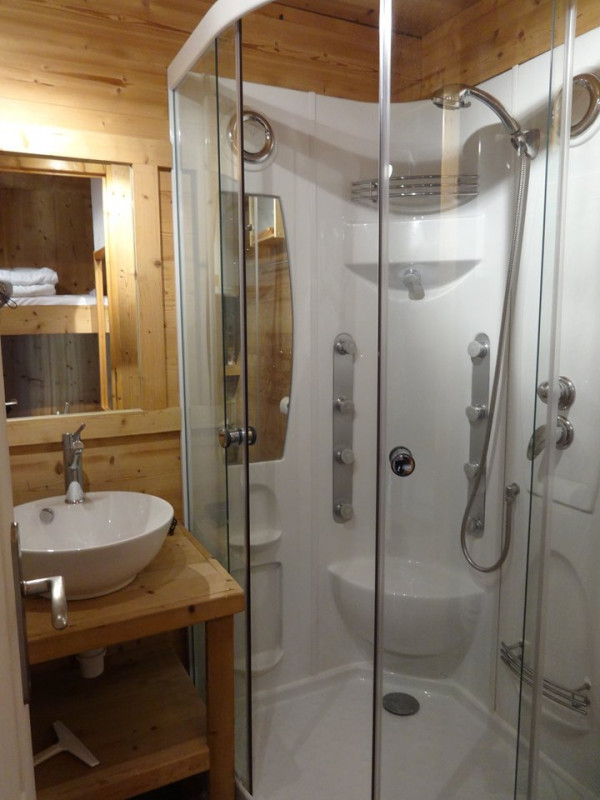 _clients_210533001_photos_49d_9993977