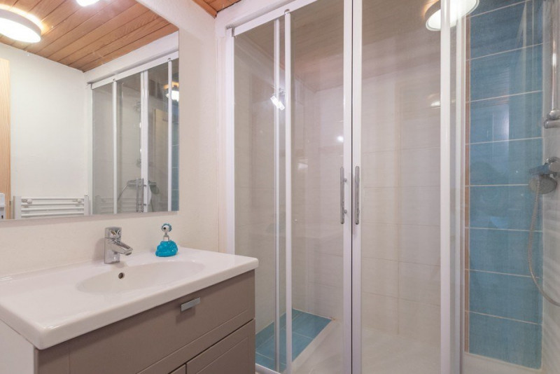 _clients_210533003_photos_11272n_10401092