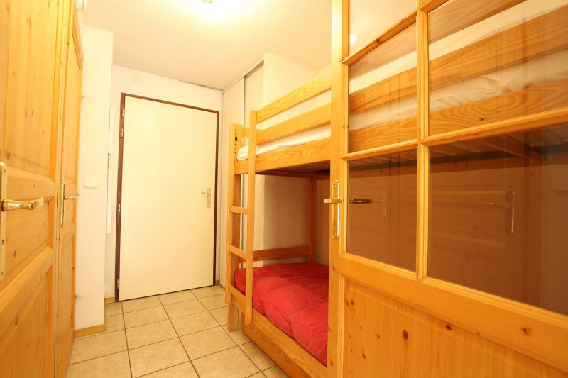 _clients_210533003_photos_11288r_8363396