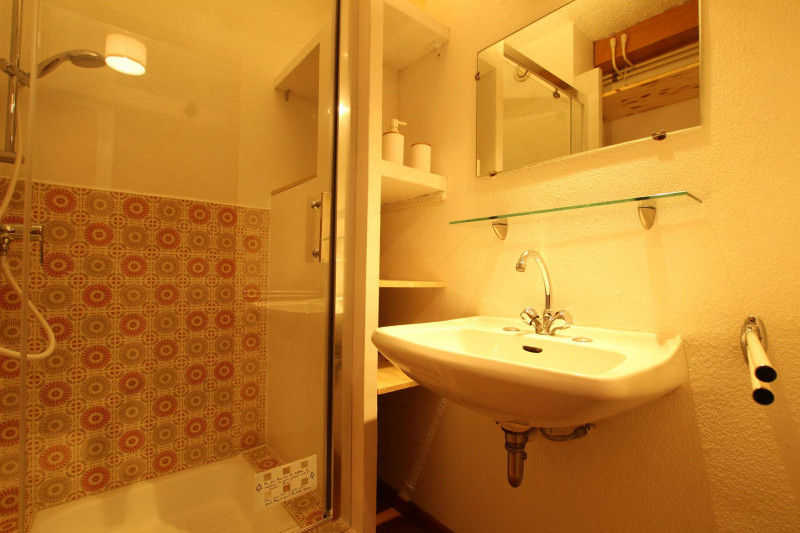 _clients_210533003_photos_11293n_9932736 _clients_210533003_photos_11293n_9932736