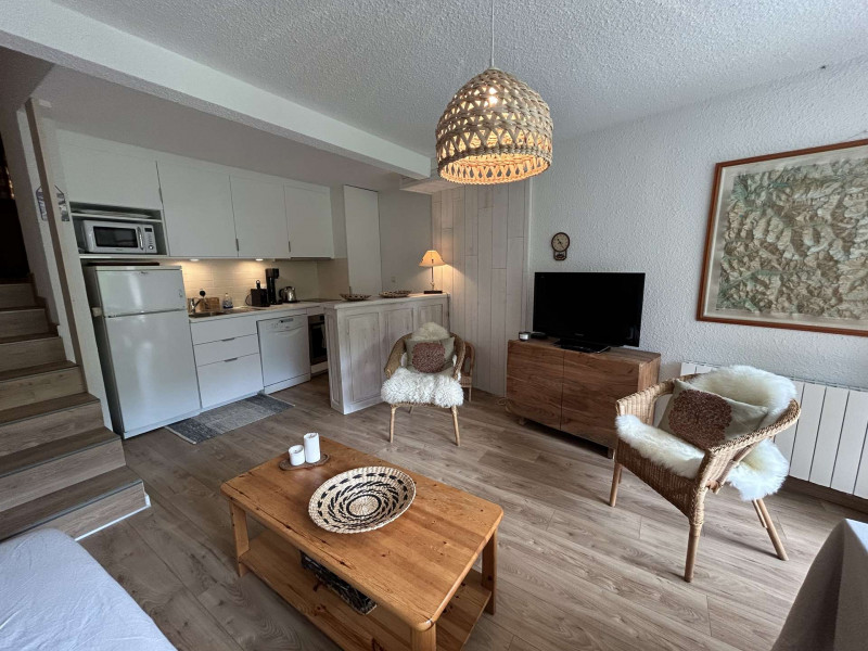 _clients_210533003_photos_11341j_10889371