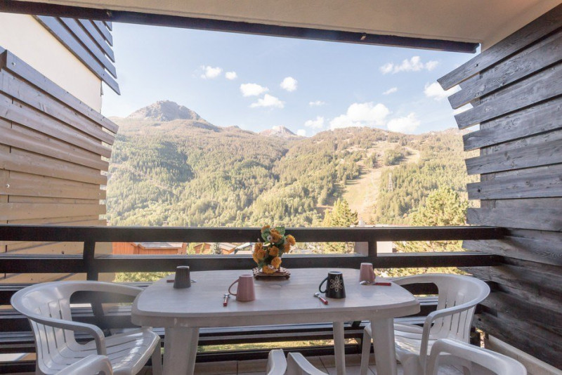 _clients_210533003_photos_11350c_9712120 _clients_210533003_photos_11350c_9712120