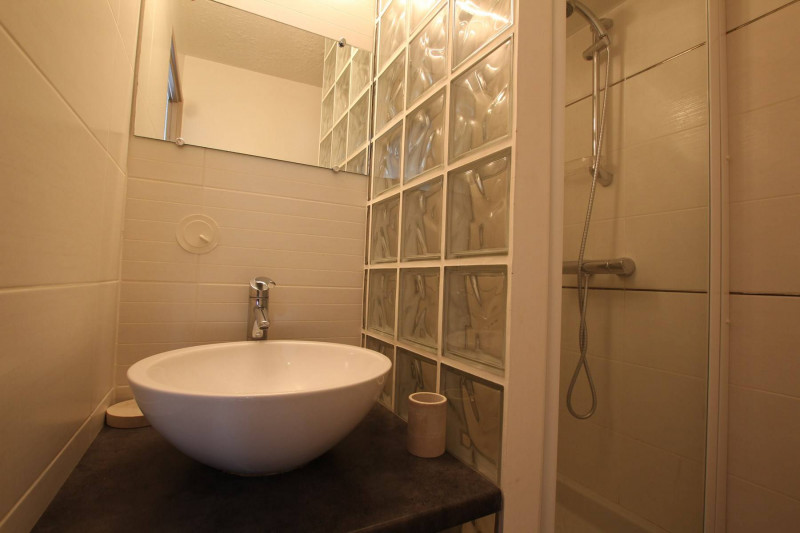 _clients_210533003_photos_12292j_11796363 _clients_210533003_photos_12292j_11796363