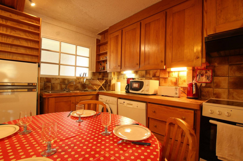 _clients_210533003_photos_12382e_9810344