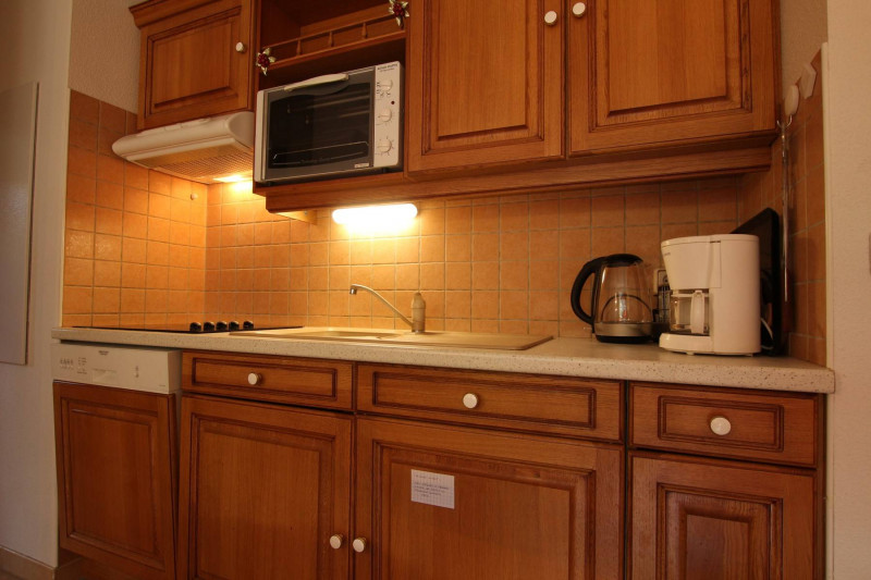 _clients_210533003_photos_12540t_8342836
