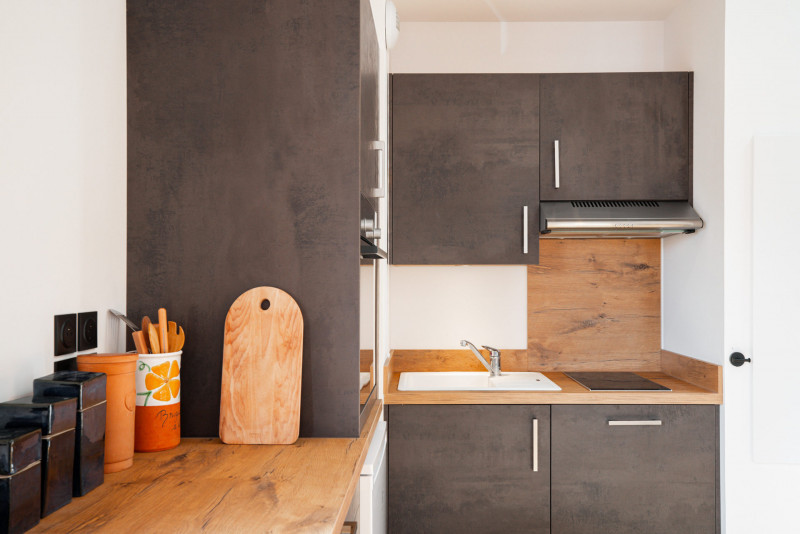 _lv_images__lot_0075554148_04_10205646