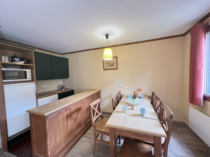 _serrechevalier-vacances_lv_images__lot_0000070309_01_8718000