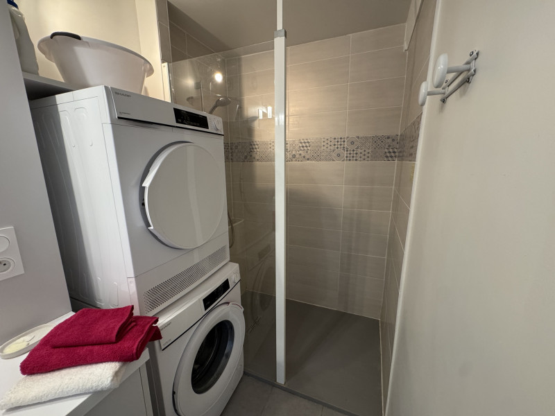 Divers