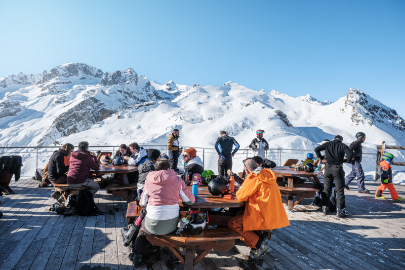 aire-bbq-pique-nique-serre-chevalier-briancon-thibault-poinas aire-bbq-pique-nique-serre-chevalier-briancon-thibault-poinas