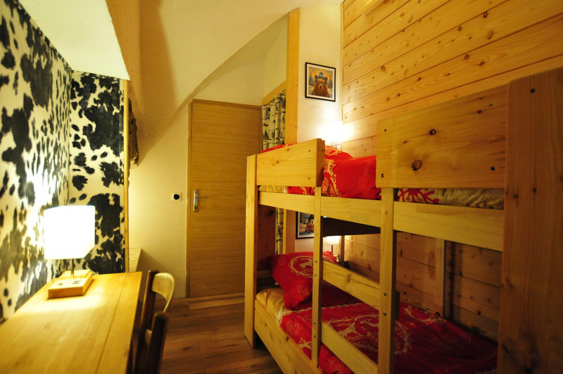 appartement-le-bidule-chambre3-serre-chevalier