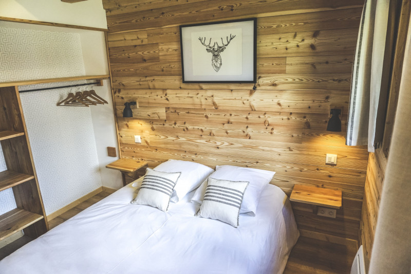 chalet-melezor-chambre-lit-double-2-laurie-mougel-10563949