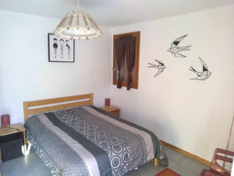 Chambre 2 PIECES ROUTE DES BAINS Chambre 2 PIECES ROUTE DES BAINS