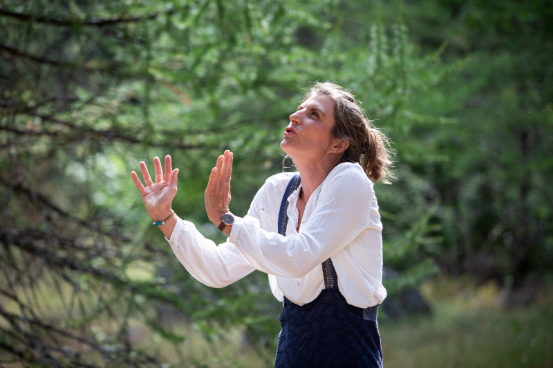 contes-a-marcher-debout-foret-serre-chevalier-marie-lachaud contes-a-marcher-debout-foret-serre-chevalier-marie-lachaud