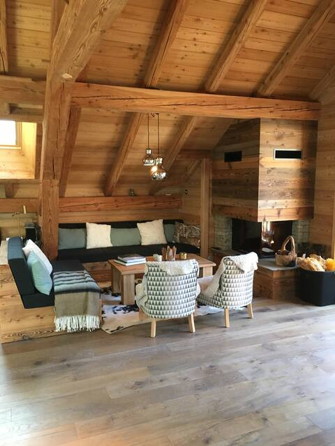 la-datcha-5-10240569 la-datcha-5-10240569