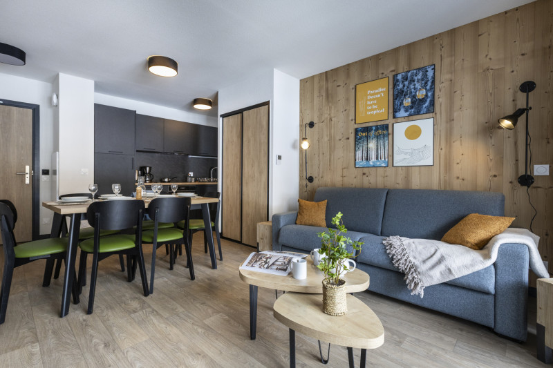 le-serra-neva-2-pieces-4-personnes-salon-sejour-cuisine-serre-chevalier le-serra-neva-2-pieces-4-personnes-salon-sejour-cuisine-serre-chevalier