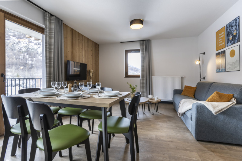 le-serra-neva-3-pieces-6-personnes-sejour-salon-serre-chevalier