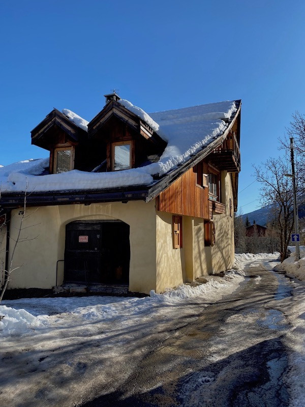 maison-corneille-god-ropiq-exterieur-4-serre-chevalier-monetier