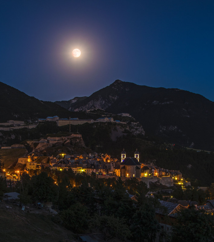 mmm-2017-brian-on-nuit-lune-2000-8630658
