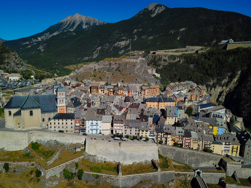 photo-cit-vauban-et-fort-des-t-tes-2-petit-format-8638086