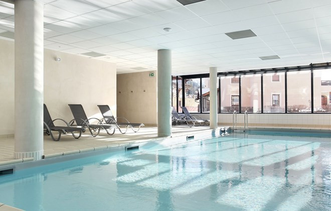 piscine-residence-aquisana-odalys-serre-chevalier