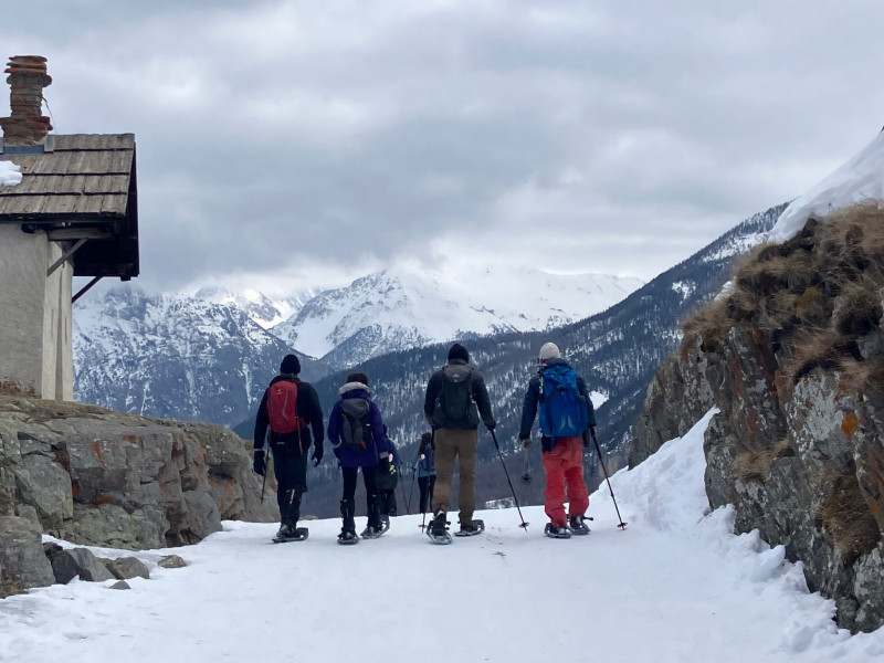 randonnee-raquettes-journee-hameau-alpage-serre-chevalier-9873612 randonnee-raquettes-journee-hameau-alpage-serre-chevalier-9873612