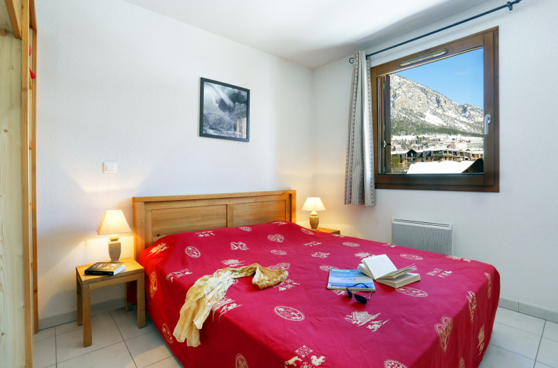 residence-aigle-bleu-chambre-double-serre-chevalier