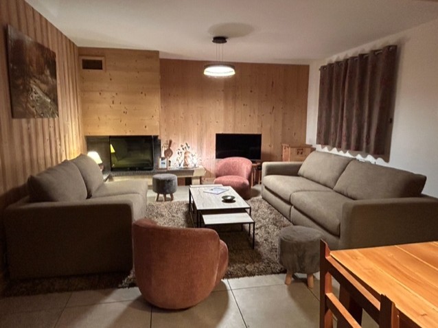 photo-salon-chalet-clamon-2-9417443