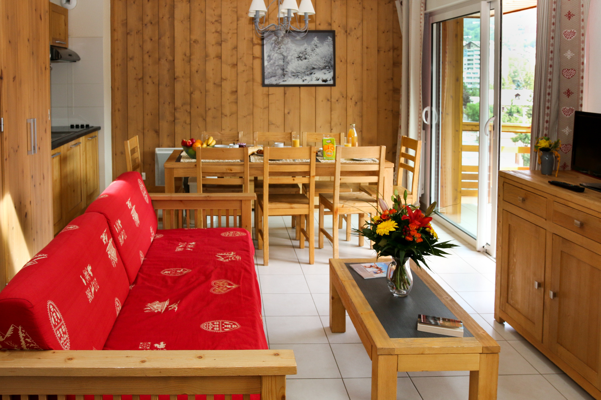 residence-aigle-bleu-salon-appartement-serre-chevalier