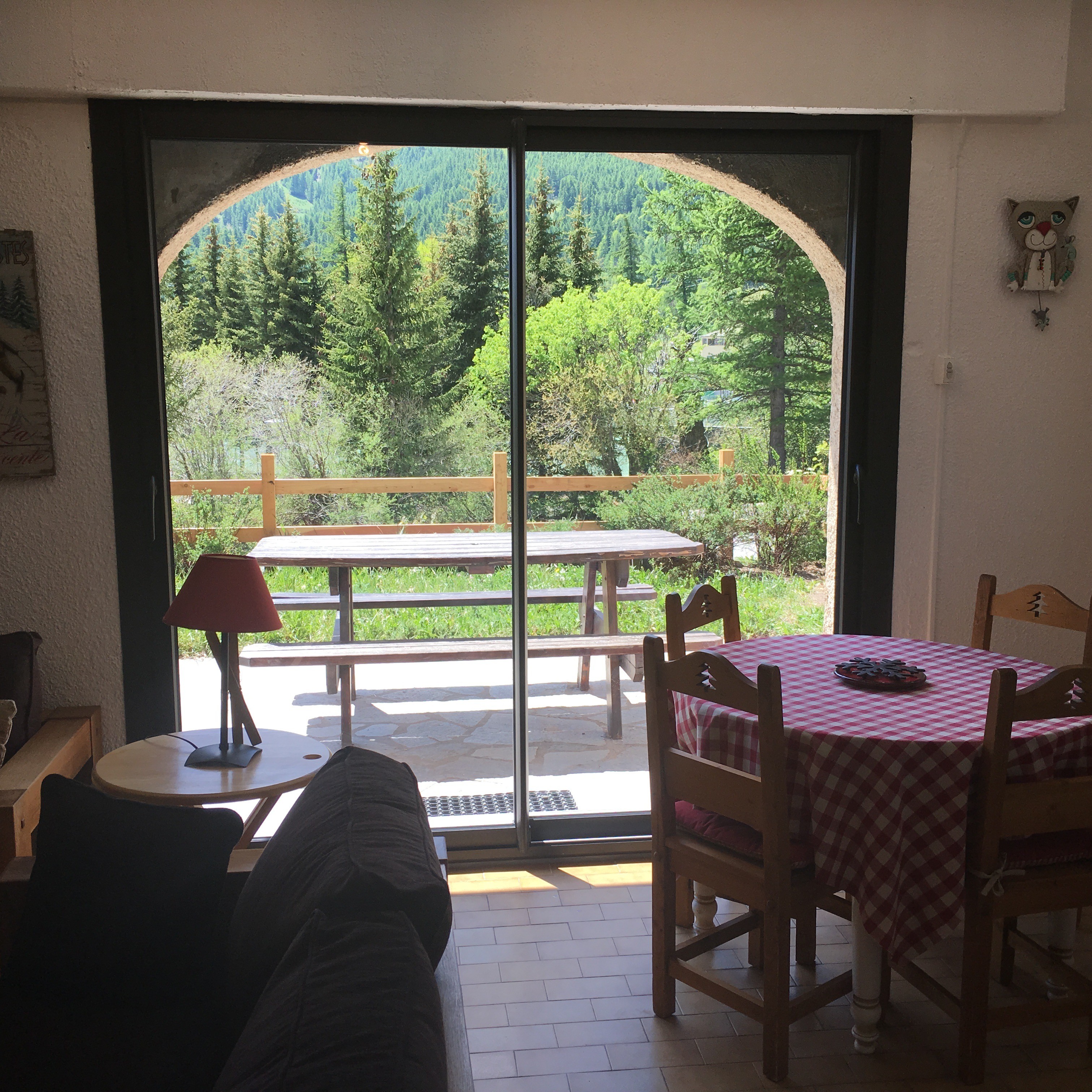 table-ext-rieure-cohen-10556280