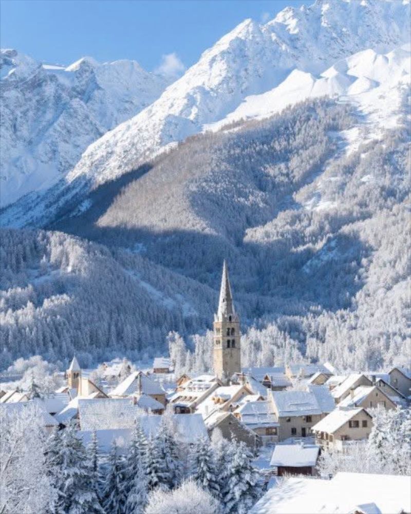 vue-ext-rieure-2-chalet-8-personnes-beraud-10563941