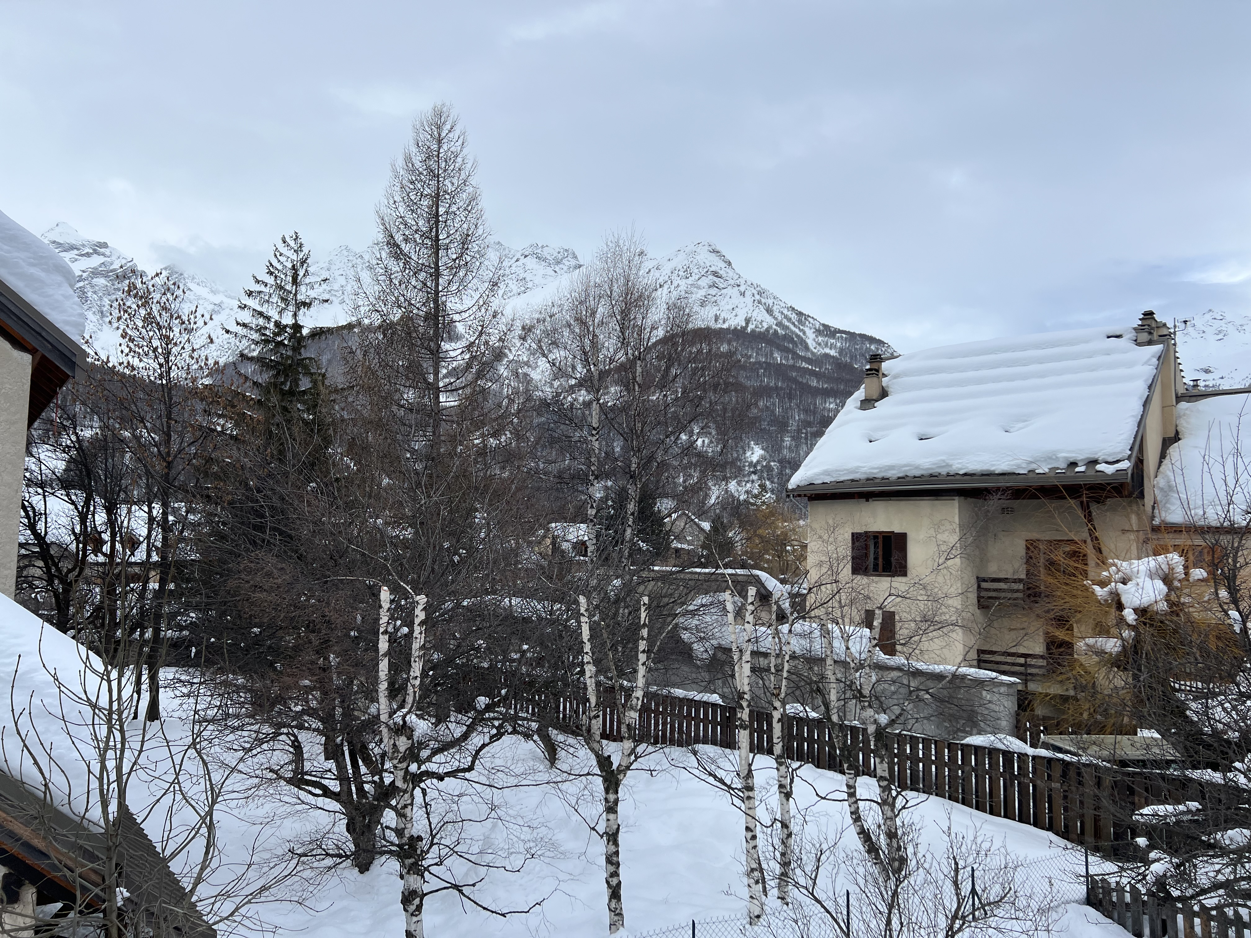 vue-ext-rieure-chalet-8-personnes-beraud-10563940